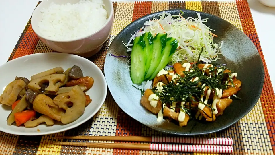 鶏肉の甘酢炒め、根菜の煮物♡|yuiさん