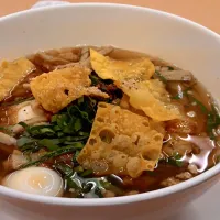 Nice Luch with Vitnamese Noodle in Thai style|Zhinitaさん