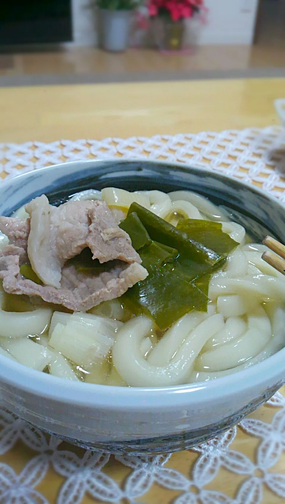 昨夜の鍋のスープで、肉うどん出来上がりぃ♡...*゜|kimikimi󾬍さん