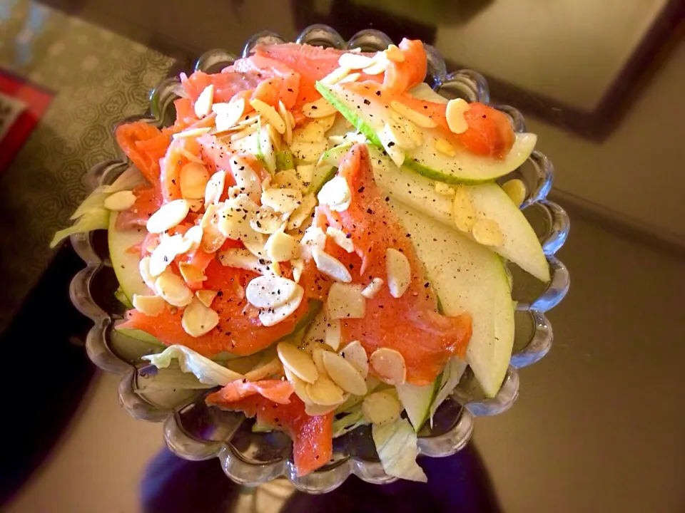 Pear & smoked salmon salad|Nonononoさん