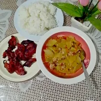 Snapdishの料理写真:gisang sayote + tocino + rice ☺🍴🍜🍛🍖😉|pamさん