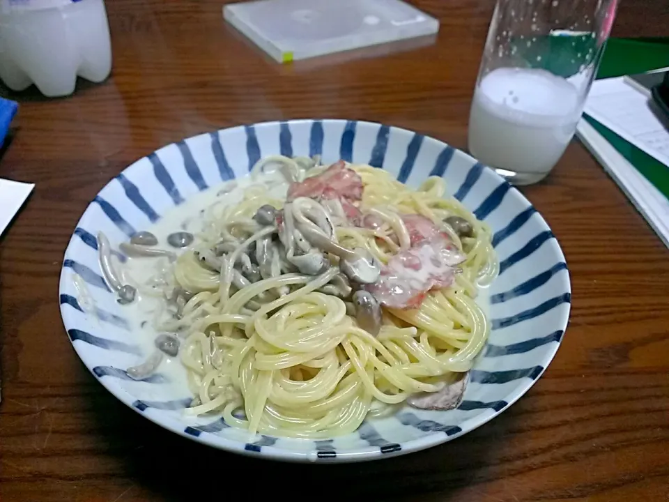 Snapdishの料理写真:キノコとベーコンのクリームパスタ|ぉず～ちゃんさん