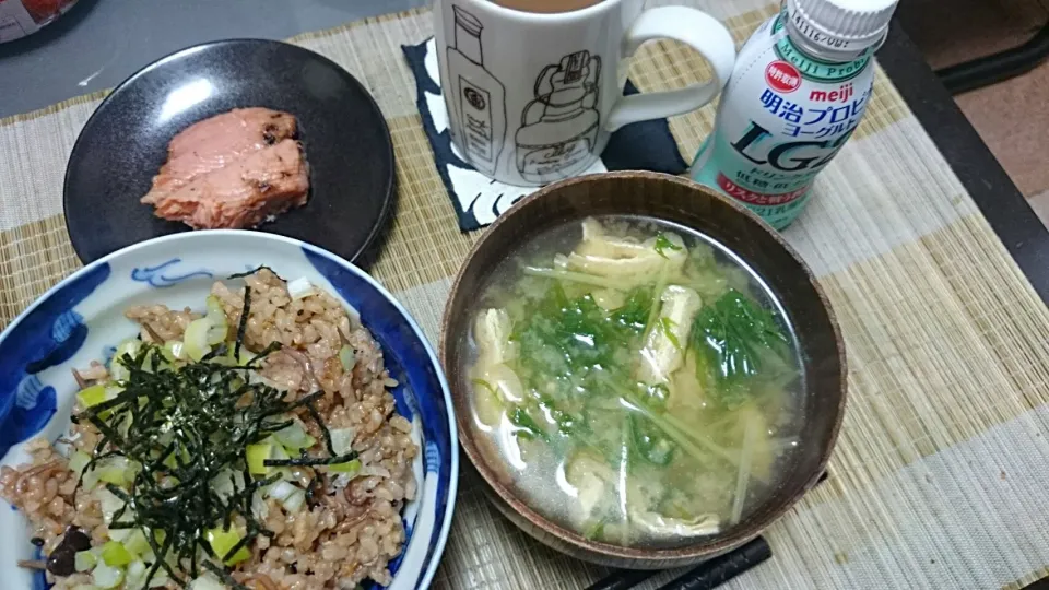 トマトご飯＆水菜の味噌汁＆鮭の味噌漬け|まぐろさん