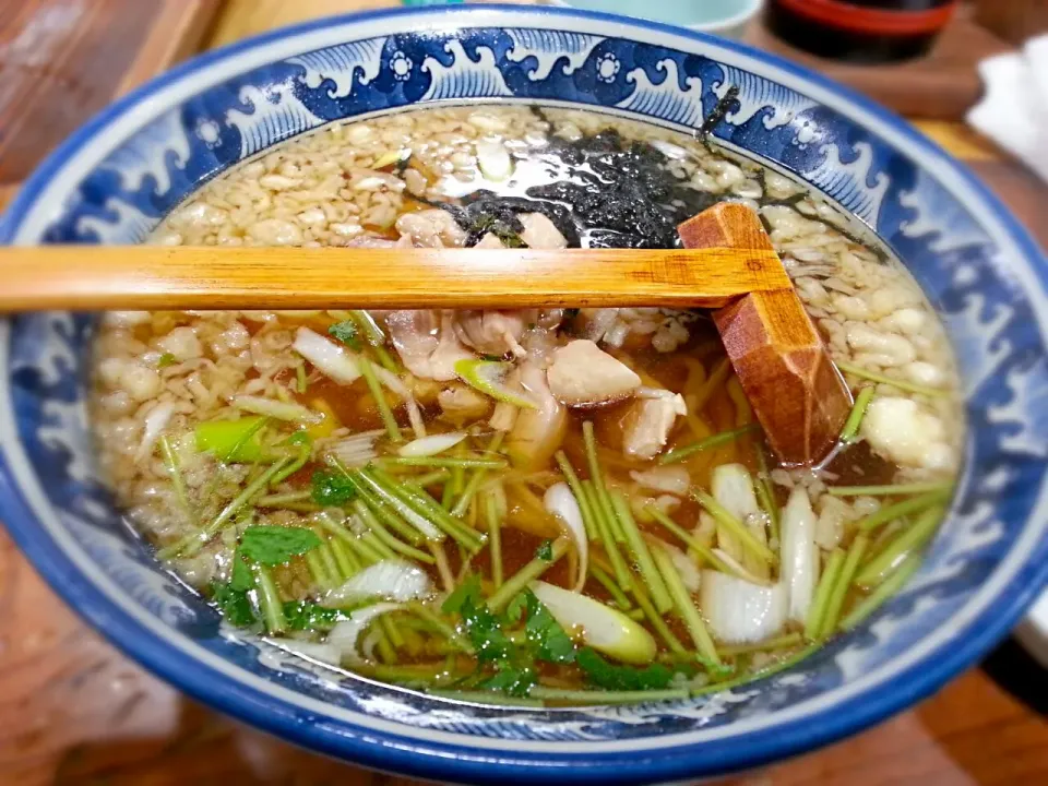 Snapdishの料理写真:鳥中華(山形県天童市 水車生そば)|まきこさん