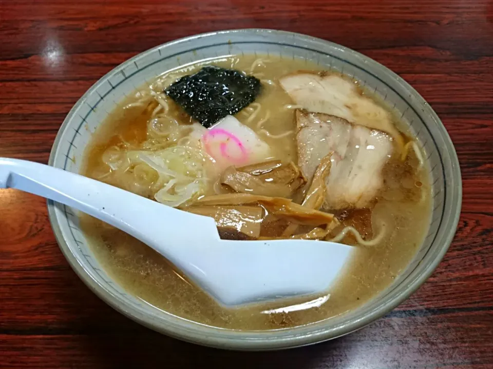 Snapdishの料理写真:ラーメン|やかんちゃんさん