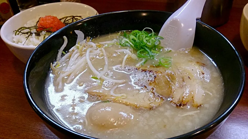 秀ちゃんラーメン＆明太子ご飯！超濃厚！|aaotaさん