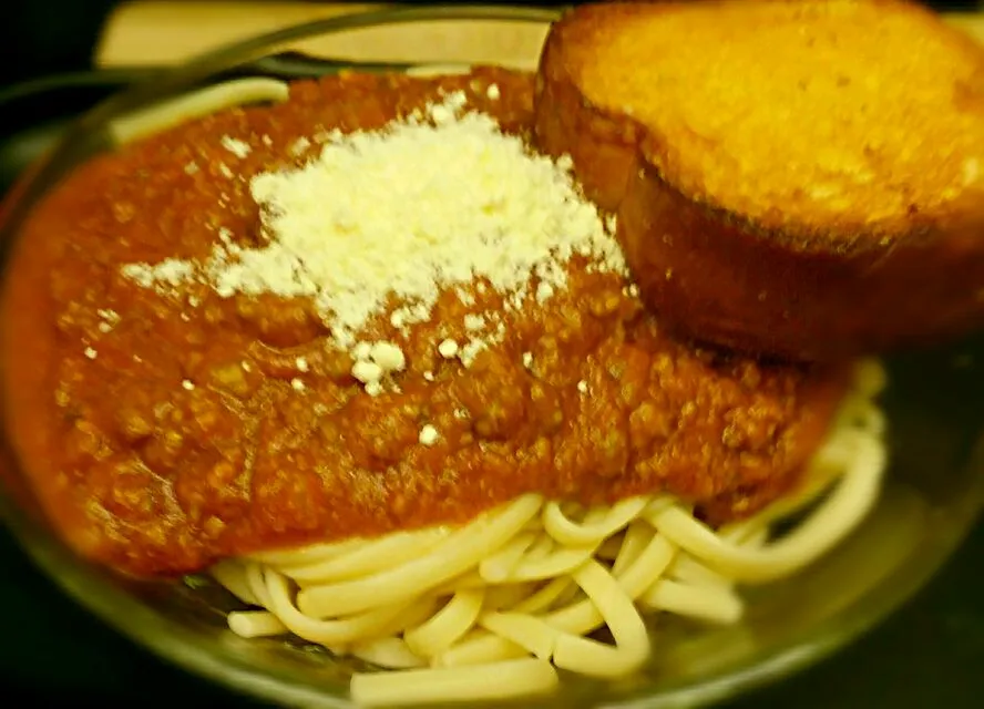 Linguini with meat sauce #homecooks#homemade#goodeats|christl babcockさん