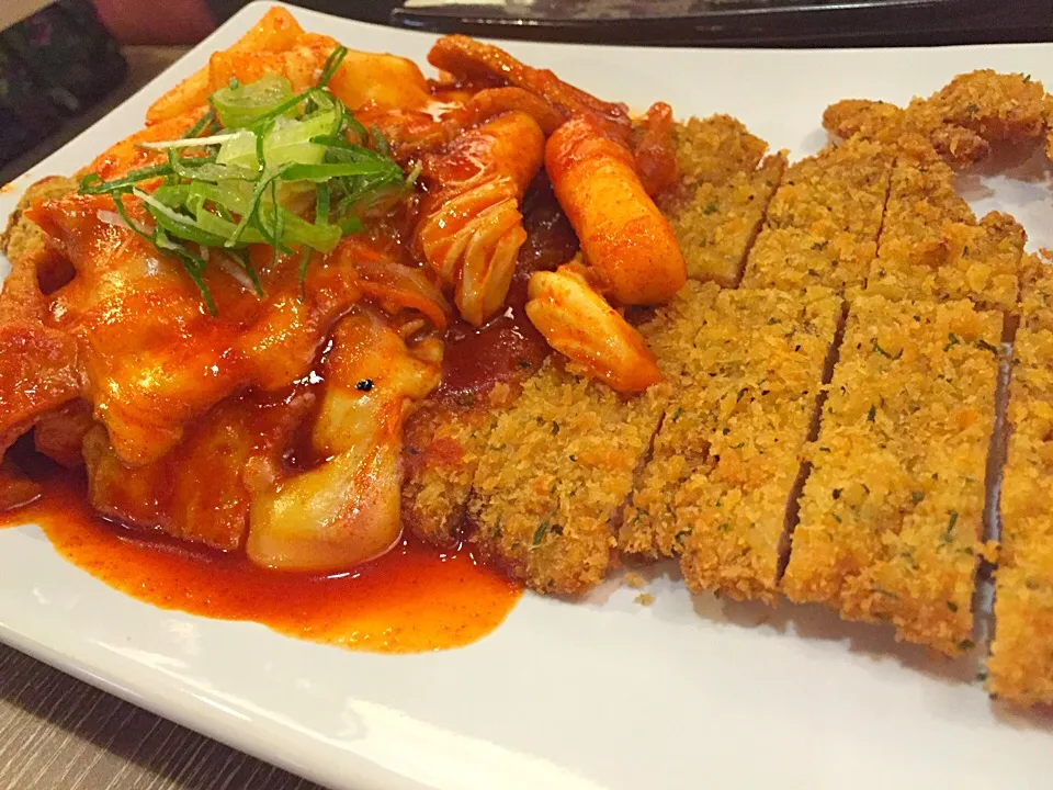 Tokpokki and pork cutlet|PhUnGさん