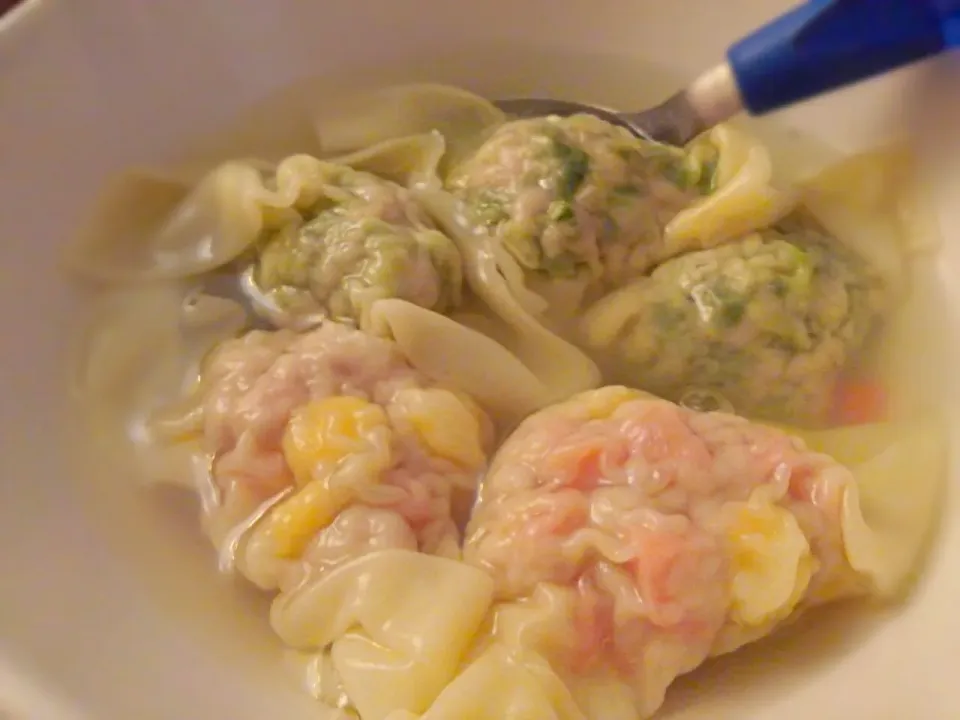 corn, carrot and pork dumpling
baby pak choy and pork dumpling|kchumさん