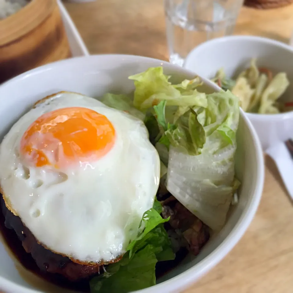 Snapdishの料理写真:ロコモコ丼|めりさん