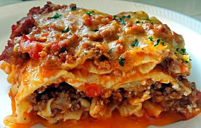 My Cousin Randall's 3 Meat Lasagna 🌟🌟🌟🌟🌟 A Winner💯 💯 💯 #Pasta #Italian cuisine #Beef #Pork #Lamb|Alisha GodsglamGirl Matthewsさん