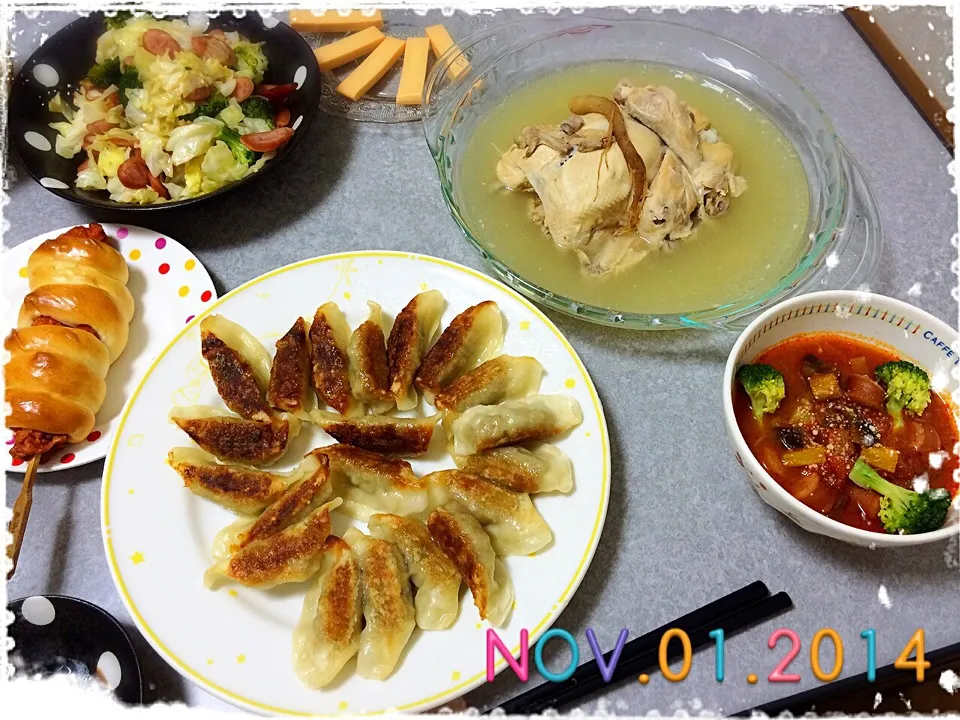 Snapdishの料理写真:11/1の夕ご飯🍴|みきぴょん♪さん