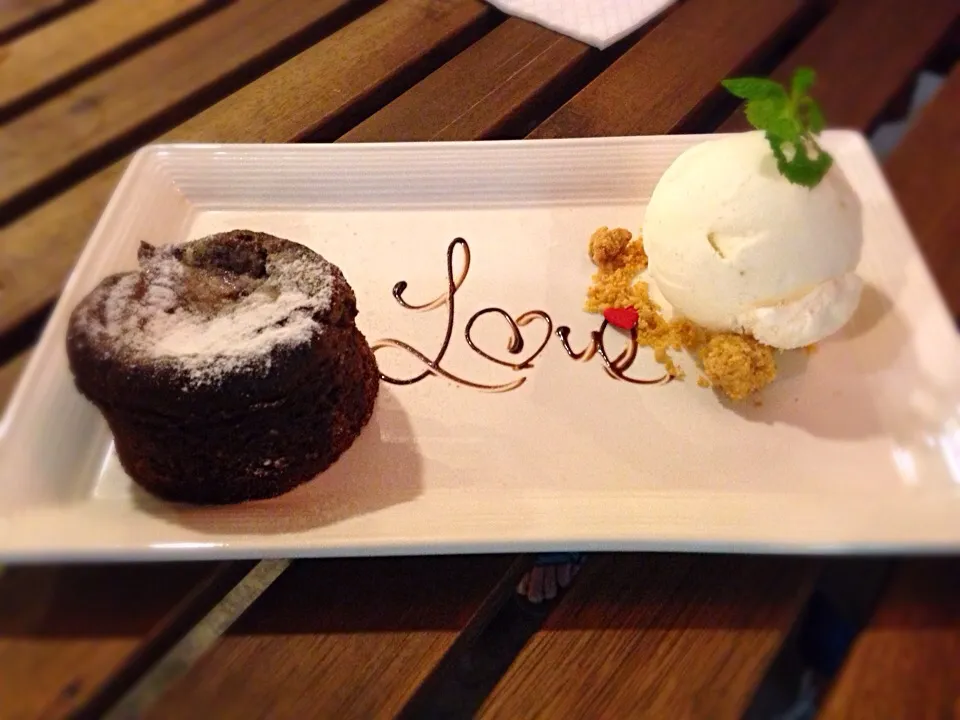 Anniversary lava cake|Carol Yewさん