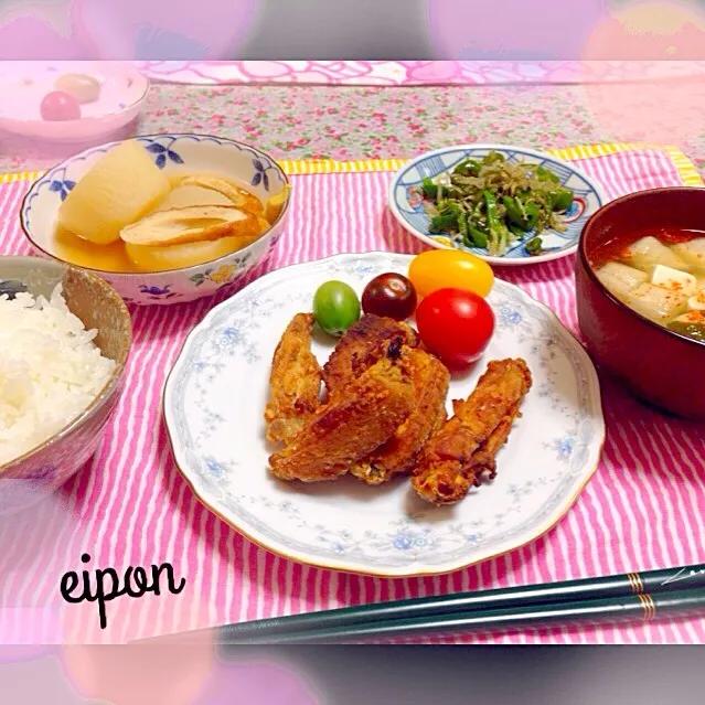 11/9 晩ご飯♡〜手羽中の唐揚げ♡パリパリッ‼︎|えいぽんさん