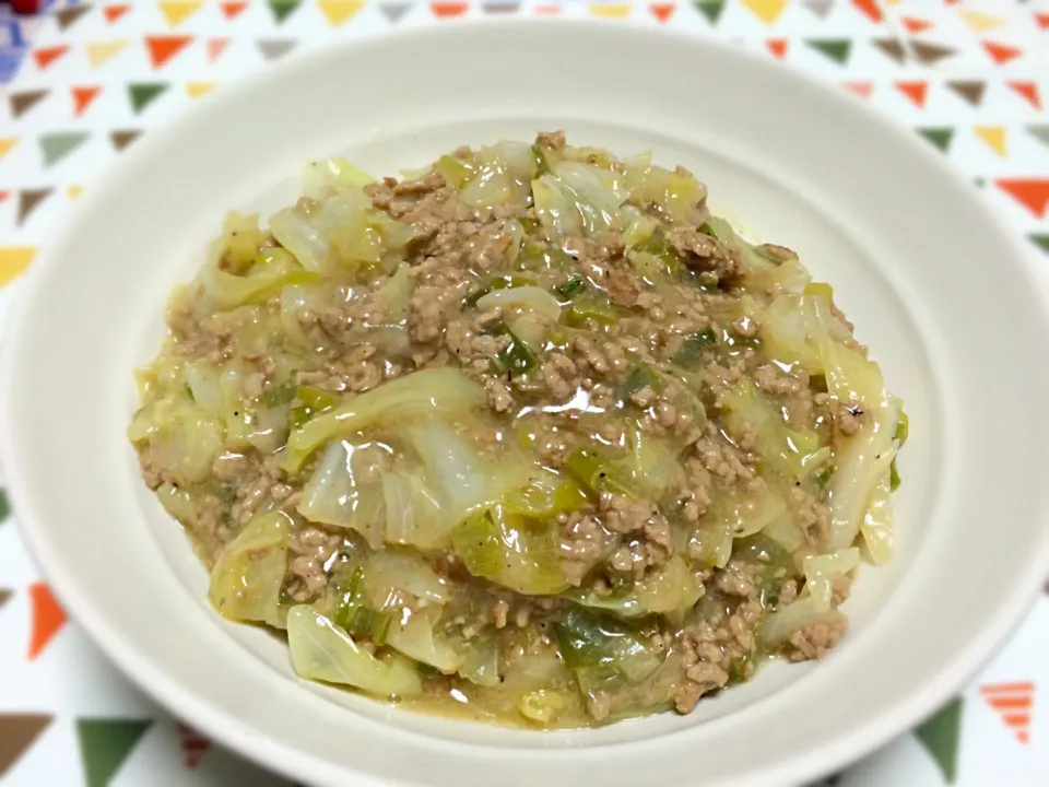 キャベツと挽肉の炒め庵|はるさん