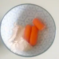 Maine lobster spread and fresh baby carrots- paleo snack|ceciliaさん