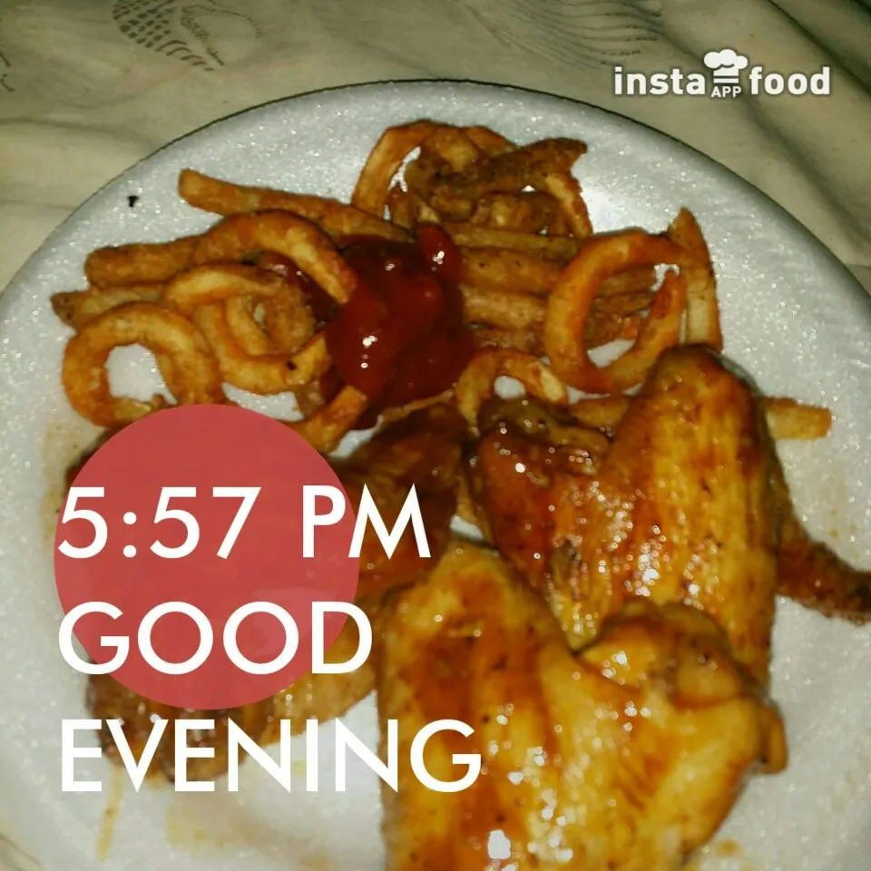 Asian glazed chicken wings and curly fries #homecook #goodeats|christl babcockさん