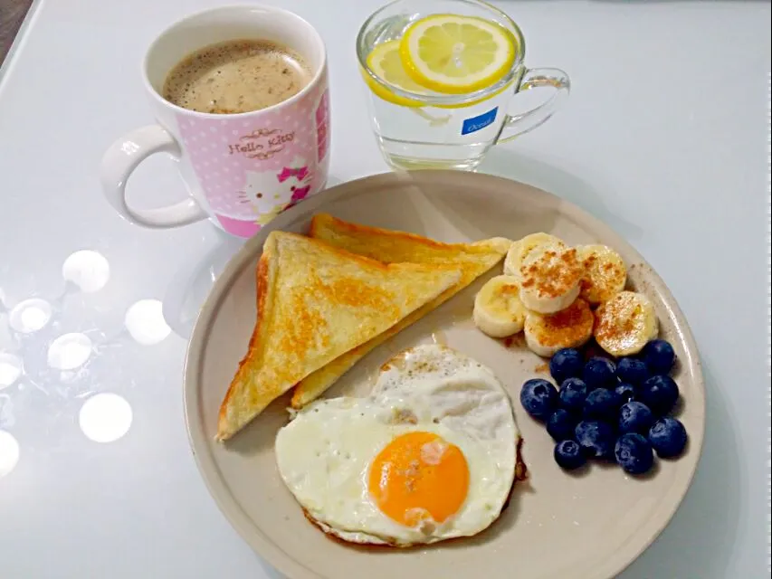 Today's Breakfast 10.11.14😍 Gd Morning My Frens😉
Butter Toast Lovely Egg Cinnamon Banana Berries
☕Hazelnut Coffee☕👄💋💞👅🌷🌷🌷🌷🌷🌷🌷🌷🌷|🌷lynnlicious🌷さん