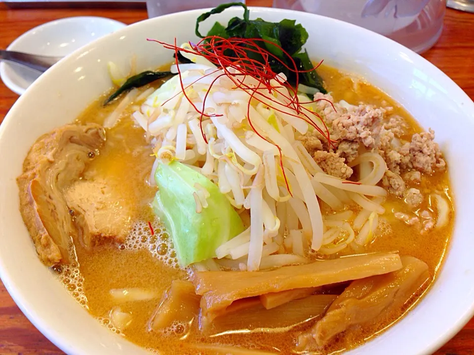 Snapdishの料理写真:海老味噌ラーメン@つけめんTETSU さいたま特別版 ¥850|ま〜ちんさん