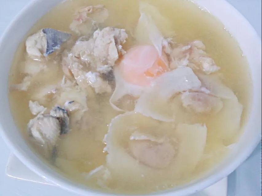 Noodles soup with fish slices fish dumplings & egg|🌷lynnlicious🌷さん