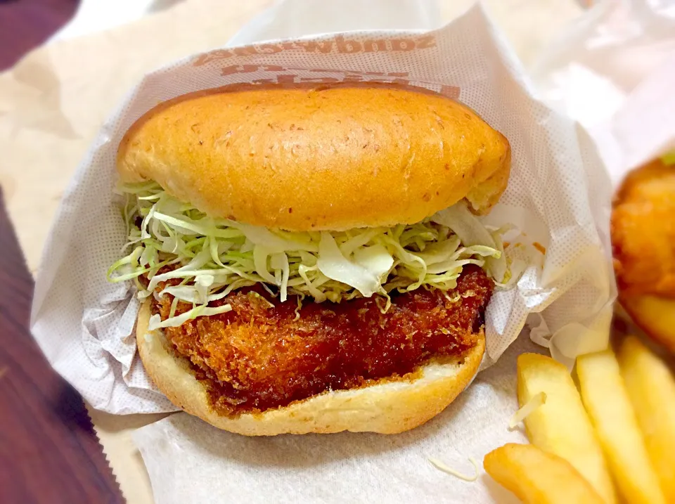 Wa-fu Chicken Cutlet Sandwich 🍔✨|Liezlさん