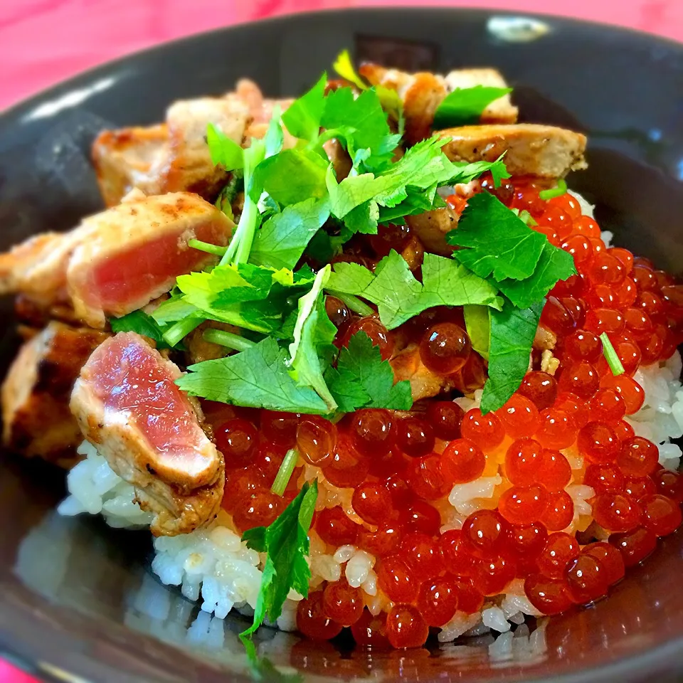 自家製いくらと本マグロのステーキ丼！|志野さん