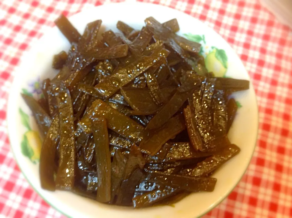 まずは、ヘルシーに茎ワカメ😋|アライさんさん