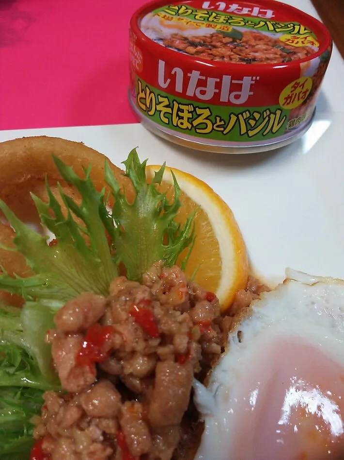 Snapdishの料理写真:「いなば」の缶詰め の タイ  ガパオ( ´﹀` )ｳﾏ♡ 
缶詰め  ナメたら あかんでぇ～～(☆∀☆)ⅴ|yucaxxxさん