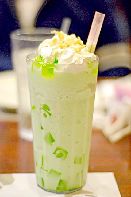 Coconut Pandan Jelly Shake 😍✨|Liezlさん