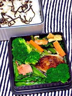 お弁当（塩昆布のせご飯、小松菜とにんじんと薄揚げの炒め物、アスパラ菜とベーコンの炒め物、焼き魚（むつ）、ブロッコリー）|すーさん