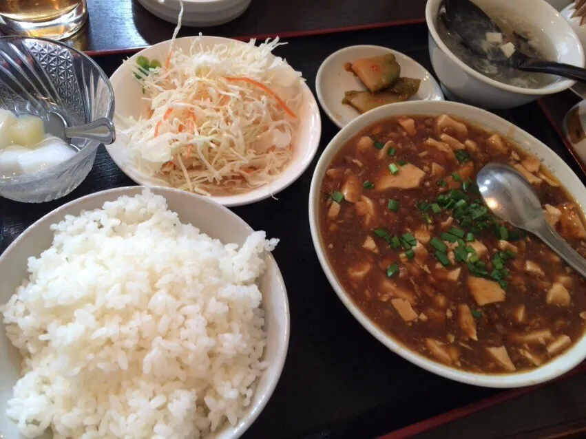 【日替定食】挽肉と豆腐の煮込みを頂きました。|momongatomoさん