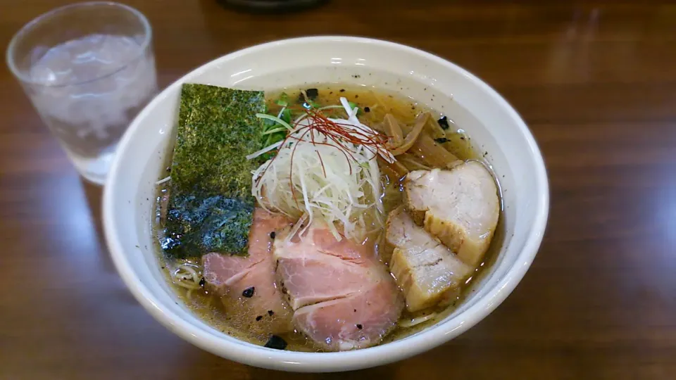 麺や真登 鳥だし醤油チャーシュー中盛り|ミナミ ヒロヤさん