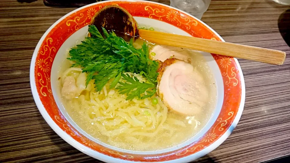 Snapdishの料理写真:本丸亭(厚木)のラーメン♡|sachiさん