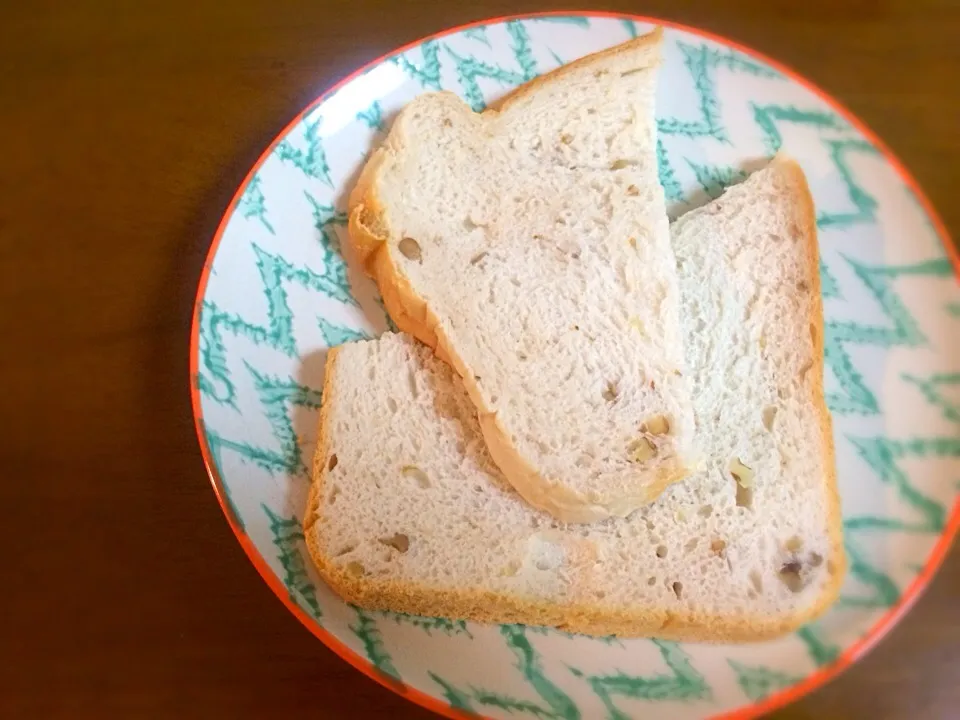 メープルくるみ食パン|スヌンピさん