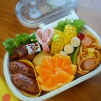 Snapdishの料理写真:幼稚園弁当弁当|Tomomoxxxさん