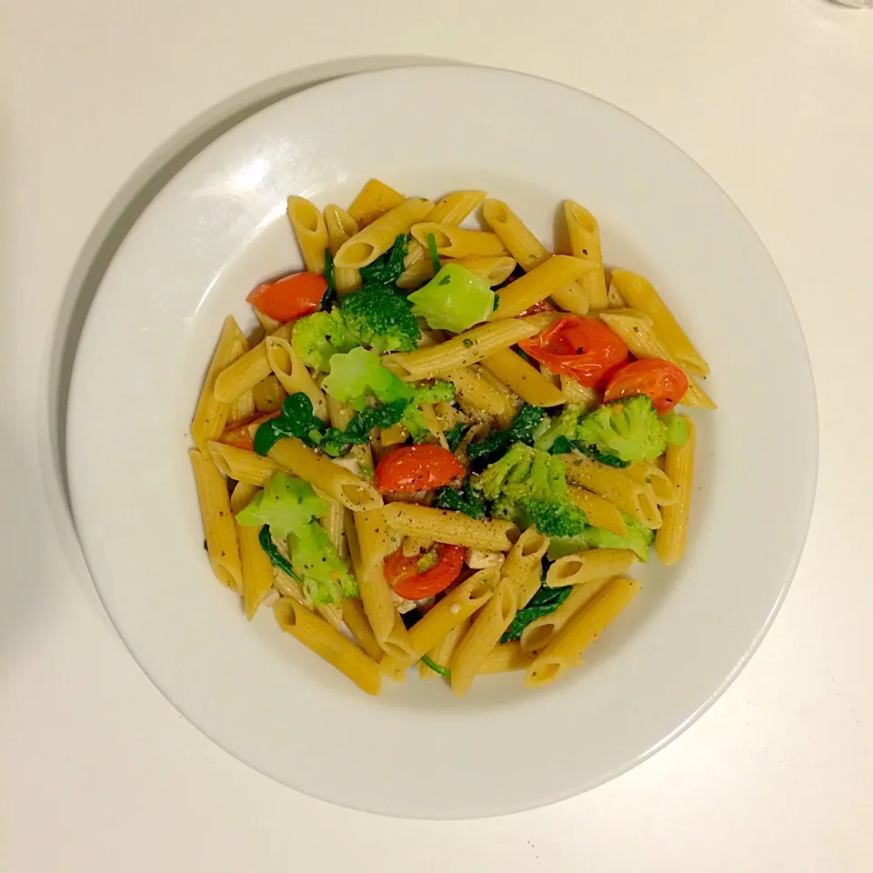 Healthy vegetarian pasta dish|hijoanさん