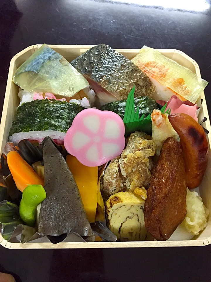 鯖寿司弁当😁|monkichiさん