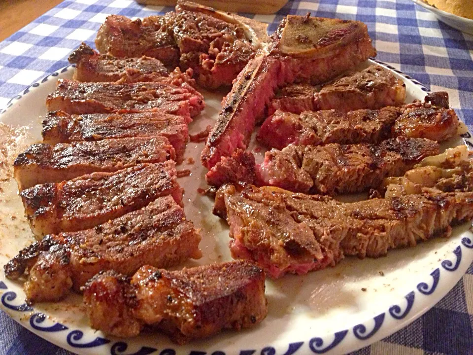 Bistecca alla Fiorentina con l'osso e il filetto|Fabio  Palmieriさん