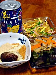 家飲みセット（春雨サラダ、なすとピーマンの煮浸し、高野豆腐と油揚げと干し椎茸の煮物、切り干し大根の煮物、ほろよい）|すーさん