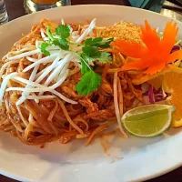 Snapdishの料理写真:Pad Thai|Ployさん