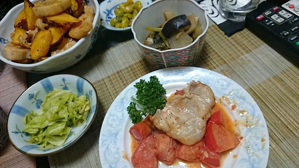 Snapdishの料理写真:さつまいも＆れんこん甘酢煮＆株と茄子の煮物＆トマトと豚肉のマヨネーズ炒め|まぐろさん