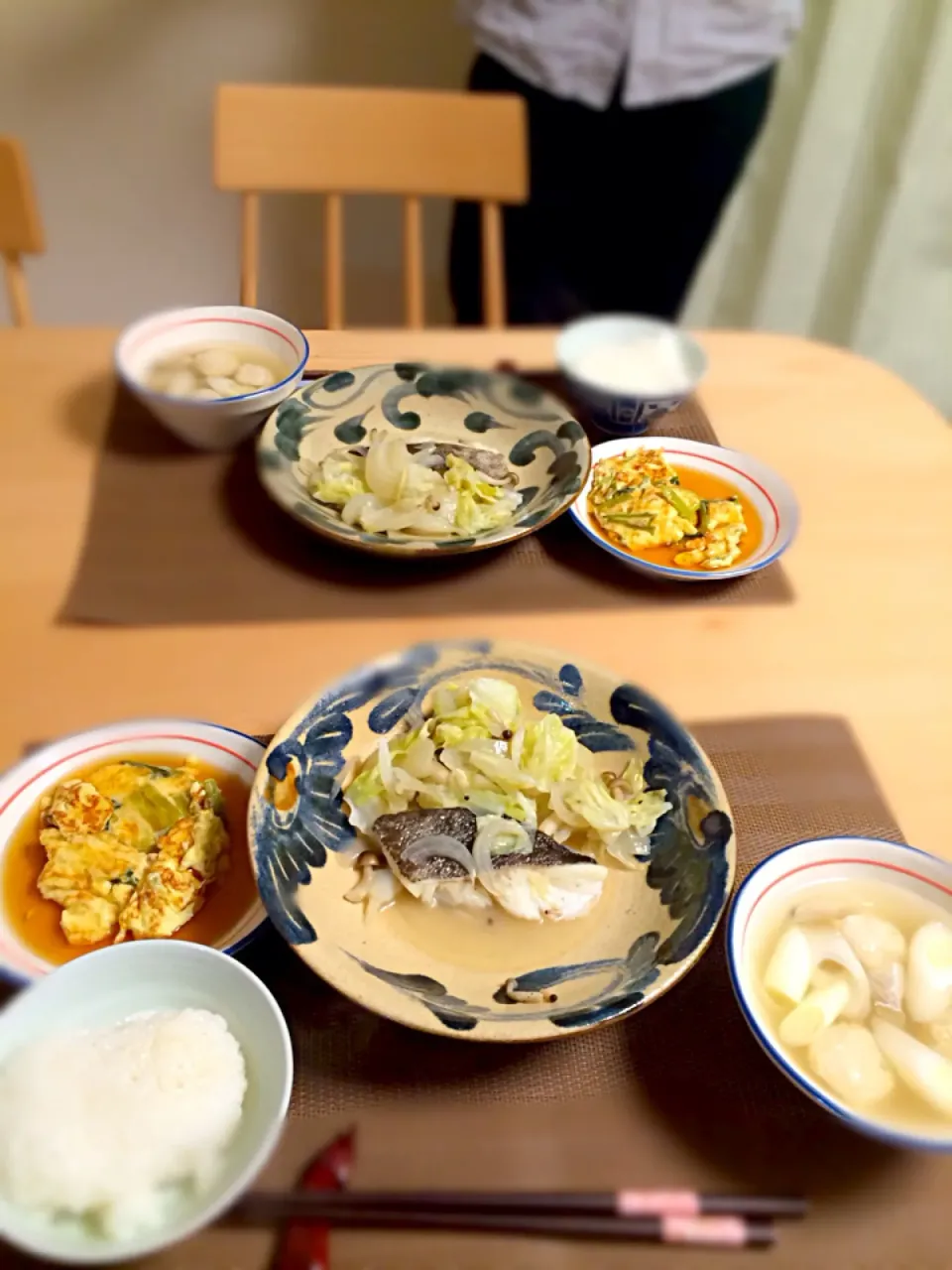 鱈とキャベツの酒蒸し、玉子焼き甘酢餡かけ、葱と生姜の塩スープ|ひろみさん