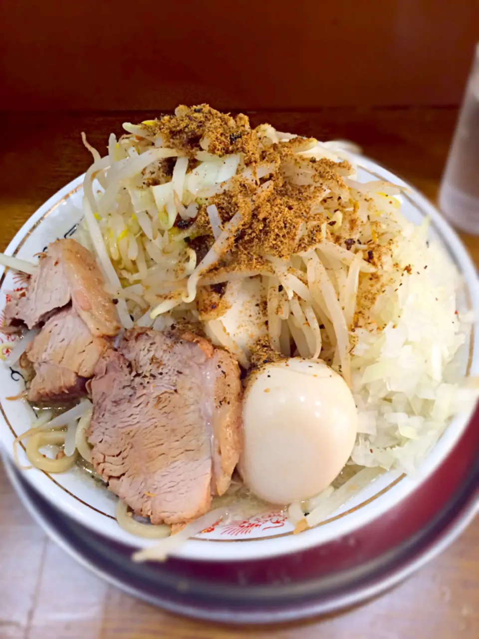 ラーメン+味玉(野菜マシ、玉ねぎ、魚粉)|morimi32さん