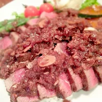 Snapdishの料理写真:熟成肉のローストビーフ丼|Kensou Nobukuniさん