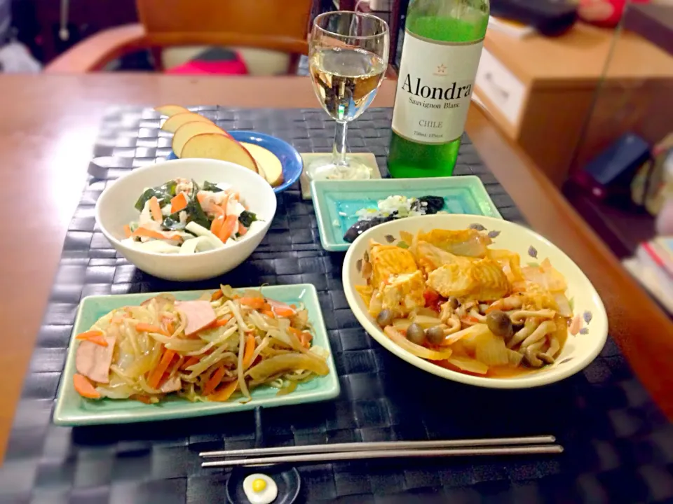 Snapdishの料理写真:ムキ鰈とキノコのトマト煮🍷|マニラ男さん