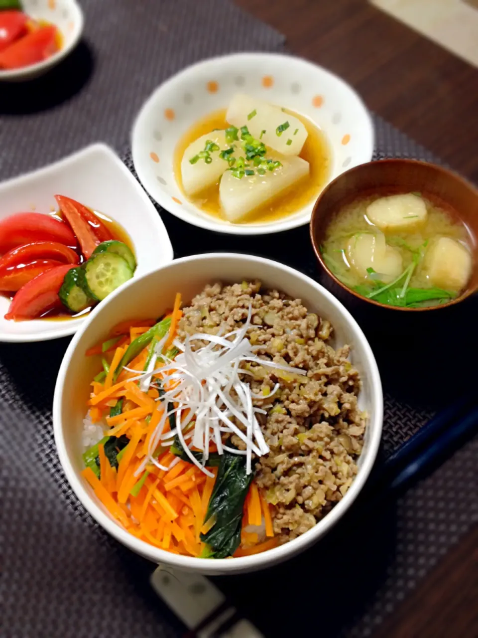 甘辛そぼろ丼の晩ご飯|mikaさん