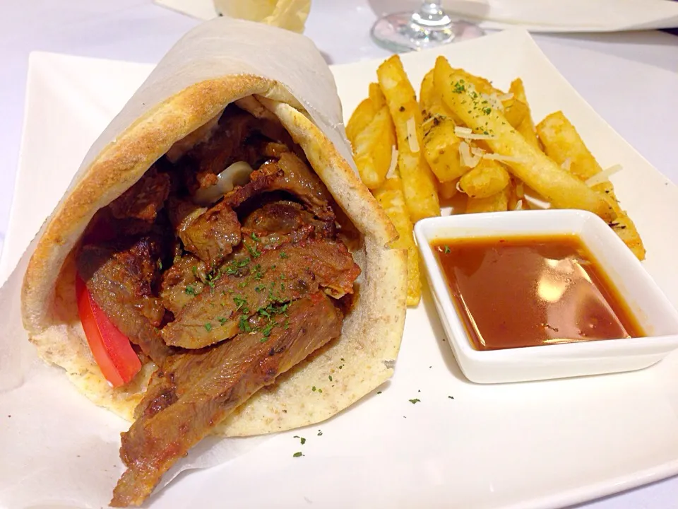 Snapdishの料理写真:Lamp gyros!|jaszminnyさん