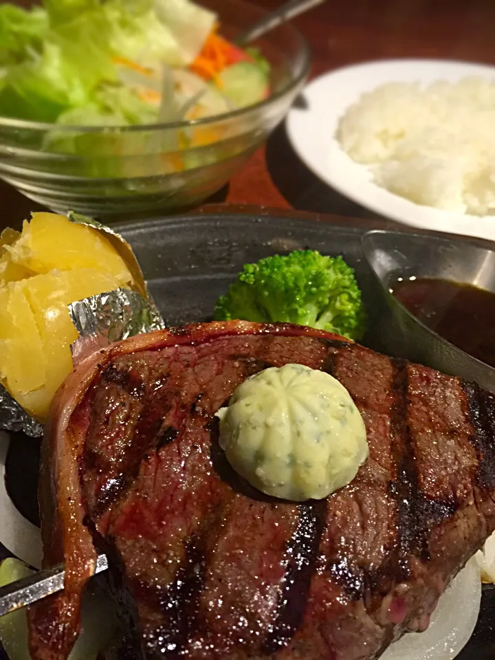 Snapdishの料理写真:肉の万世ランプ肉のステーキランチ|しげさん