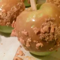 butterfinger covered caramel apples|stevie mooreさん