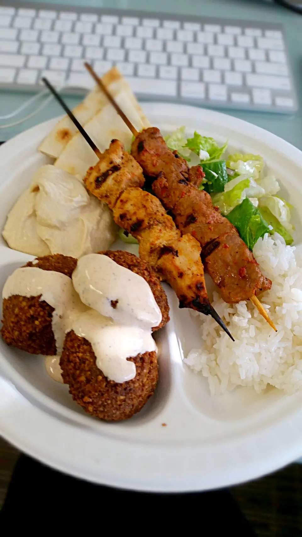 falafel plate & lamb/chicken kebab|Juliee ~ ジュリーさん